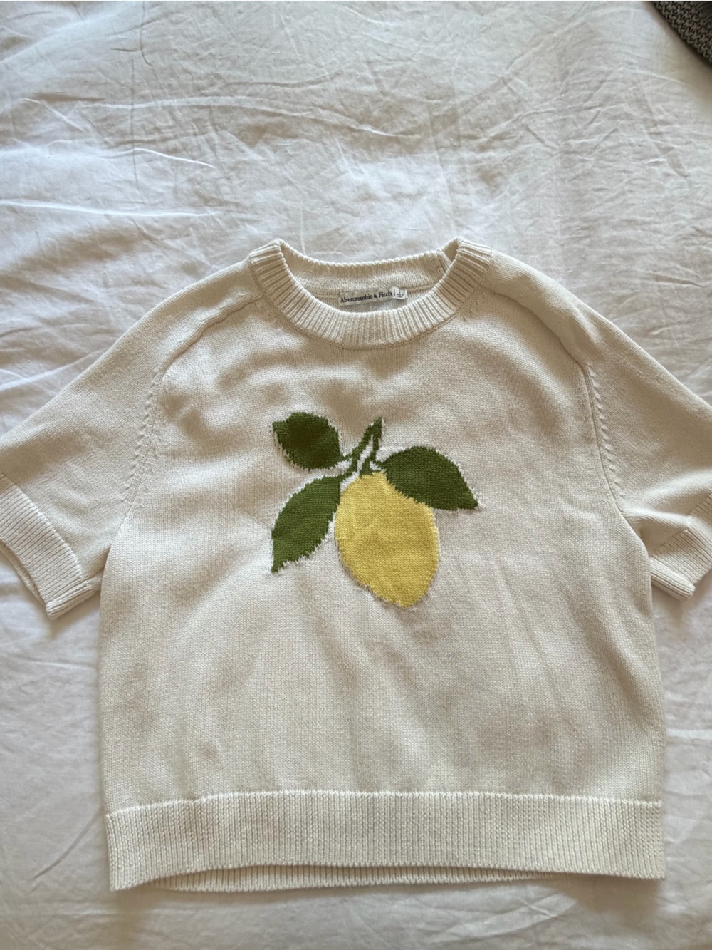 ABERCROMBIE: Cream Sweater with Lemon Motif - Women Sweater